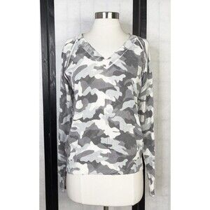 27 Miles Long Sleeve Pullover Sweater . Size: XS